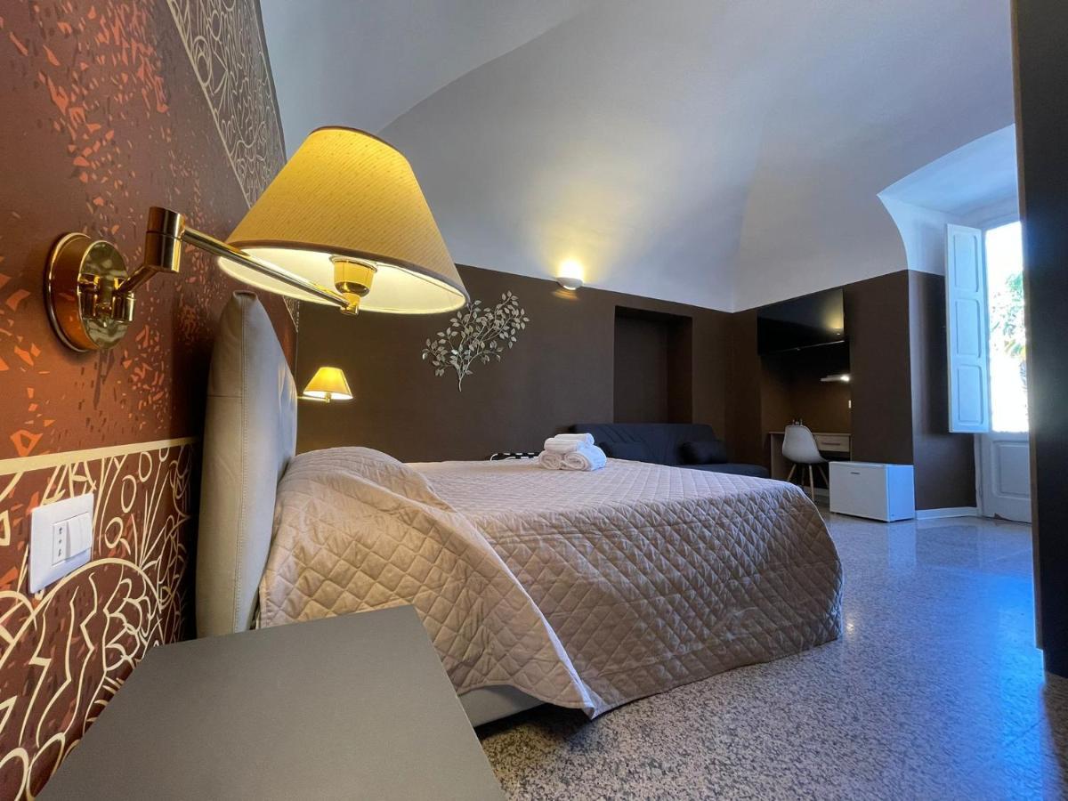 Cconforthotels R&B Central Rooms Барі Екстер'єр фото