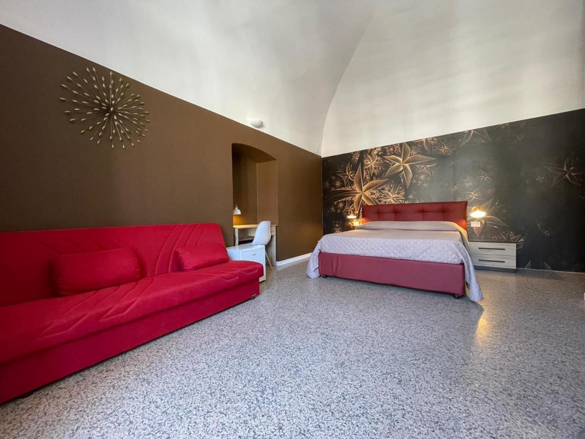 Cconforthotels R&B Central Rooms Барі Екстер'єр фото