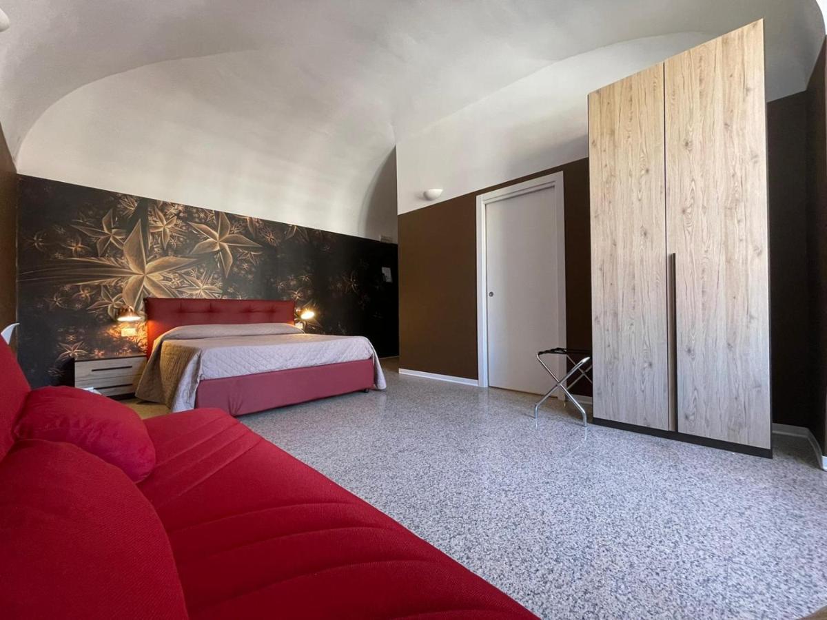 Cconforthotels R&B Central Rooms Барі Екстер'єр фото