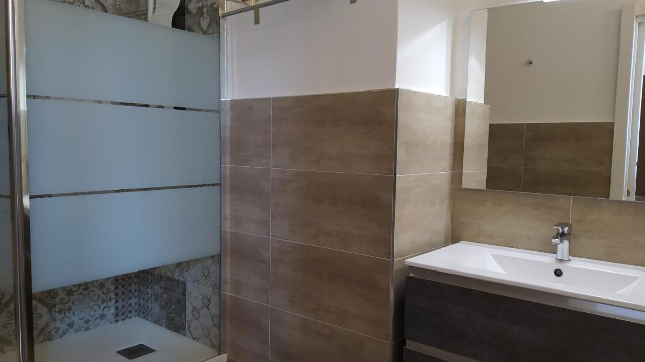 Cconforthotels R&B Central Rooms Барі Екстер'єр фото